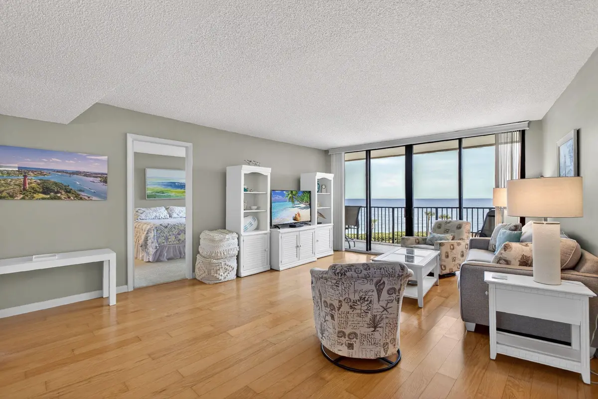 8-web-or-mls-320A8353 at 200 Ocean Trail Way 405, Jupiter