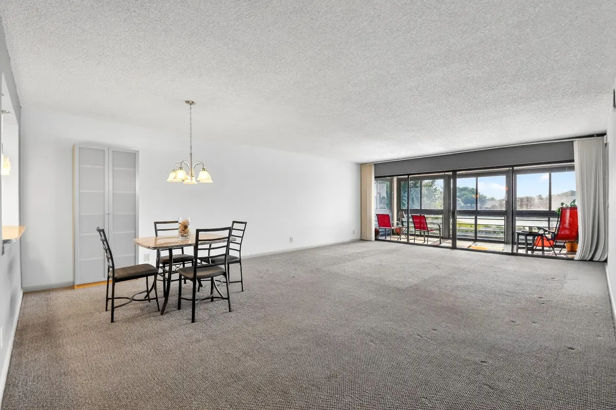 Great Room at 5785 Fairway Park Court 204, Boynton Beach
