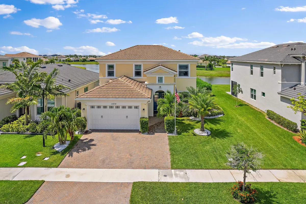 . at 15834 Hummingbird Lane, Westlake