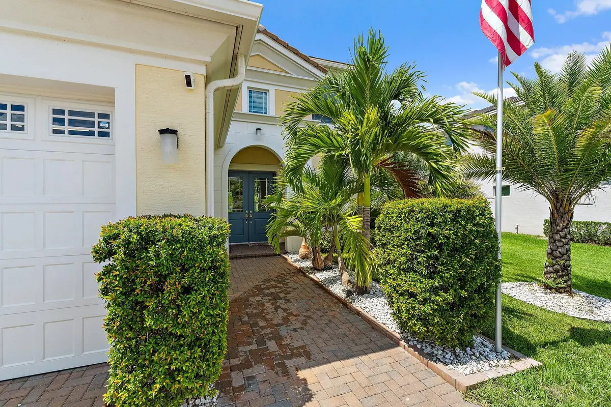 025-15834HummingbirdLn-Loxahatchee-SMALL at 15834 Hummingbird Lane, Westlake