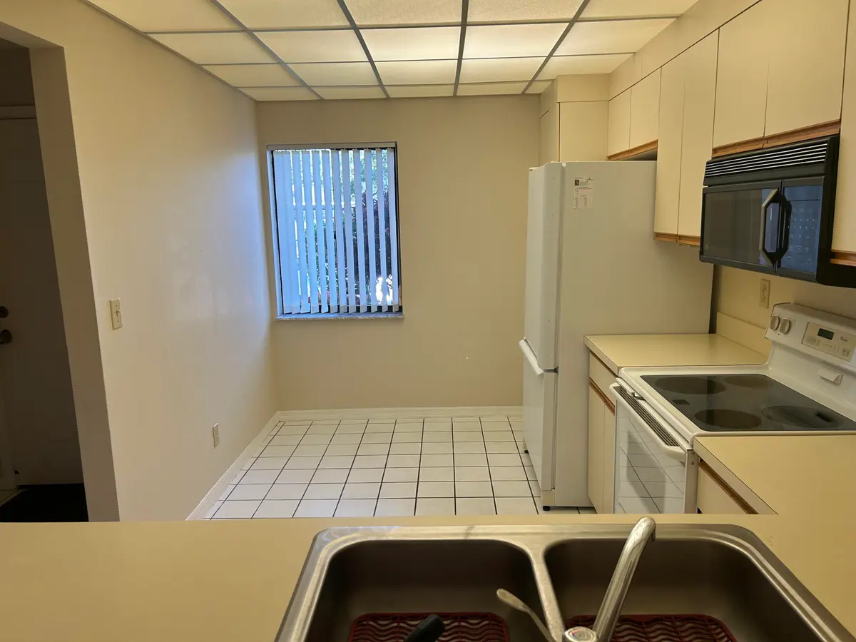 Williamsburg 103 Kitchen 3 - Copy at 6820 SE Constitution Boulevard 103, Hobe Sound