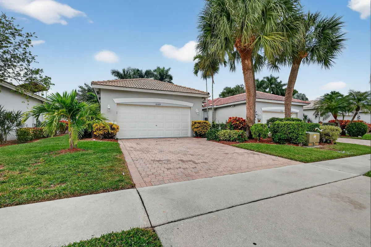 1-web-or-mls-F14A7384 at 10564 Royal Caribbean Circle, Boynton Beach
