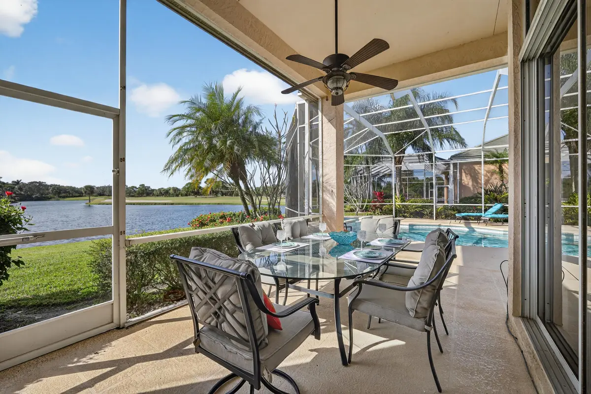 pool-dining at 3508 Charing Cross Lane, Port St. Lucie