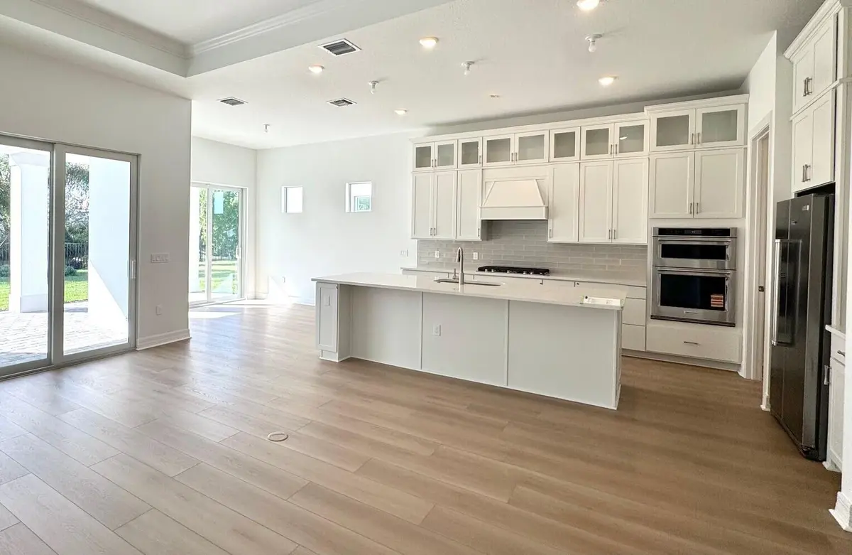 115 Kitchen at 10713 Northbrook Circle Prestige 115, Palm Beach Gardens