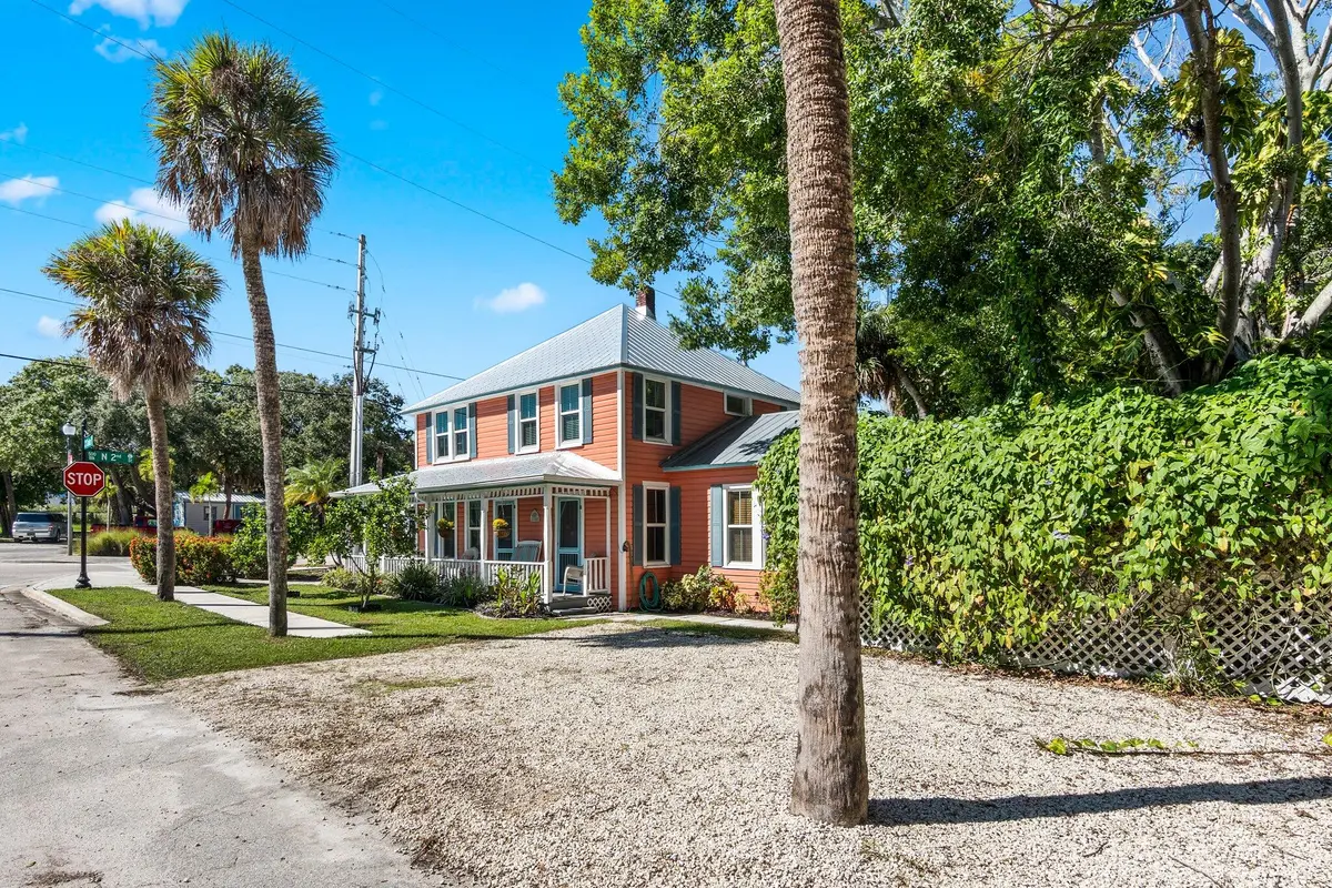 82-web-or-mls-DSC05396 at 518 N 2nd Street, Fort Pierce
