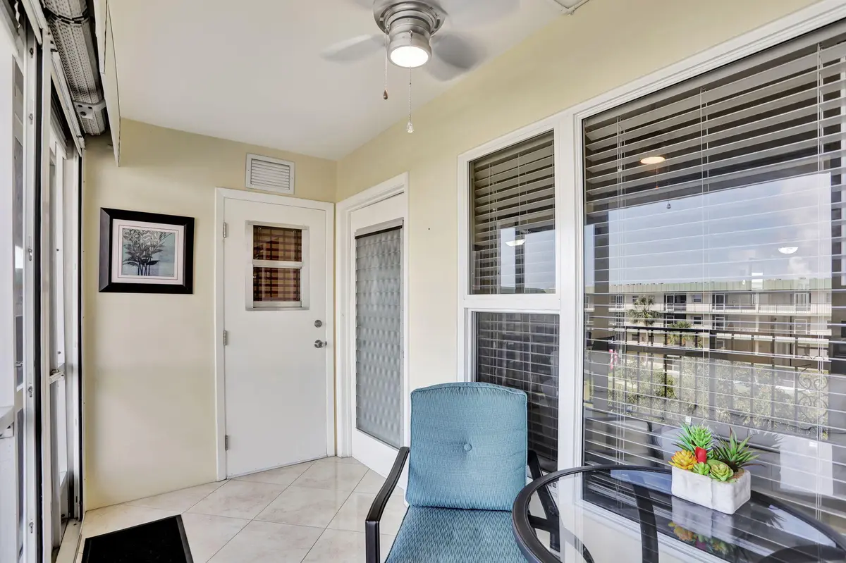 1-web-or-mls-001L5960 at 806 SE 7th Street 403, Deerfield Beach