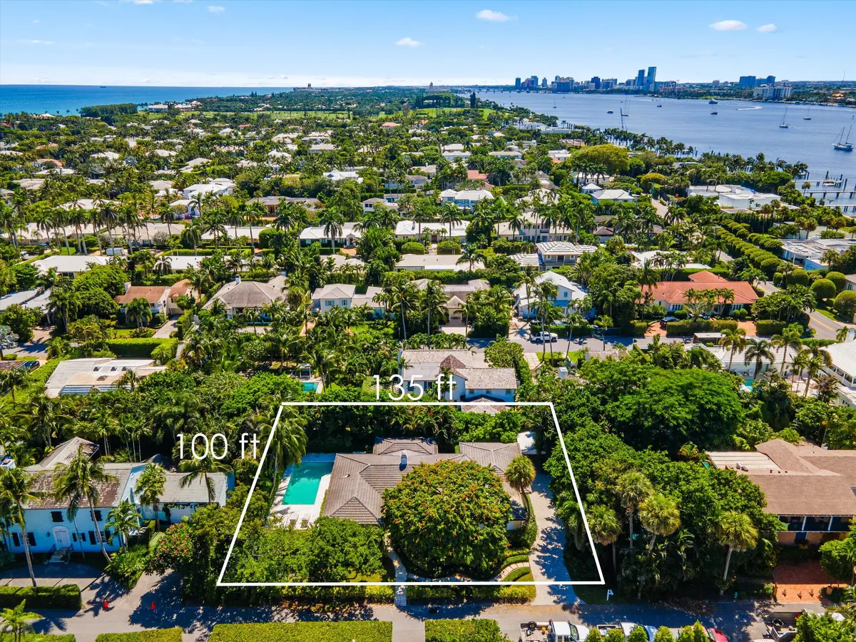 13,500 SF LOT at 274 Monterey Road, Palm Beach