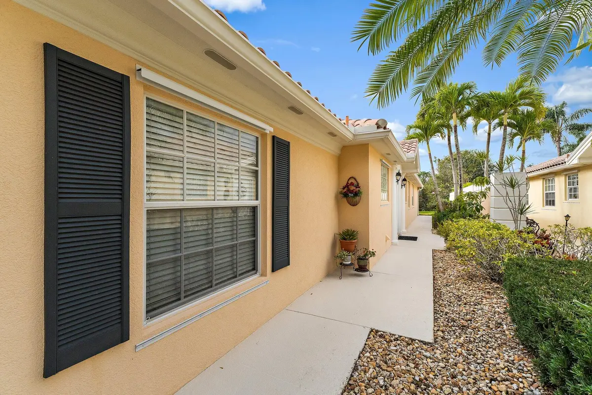 9054 SE Hawks Nest at 9054 SE Hawks Nest Court, Hobe Sound