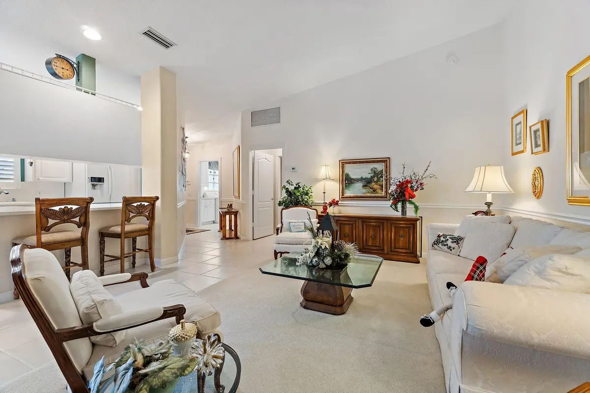 9054 SE Hawks Nest at 9054 SE Hawks Nest Court, Hobe Sound