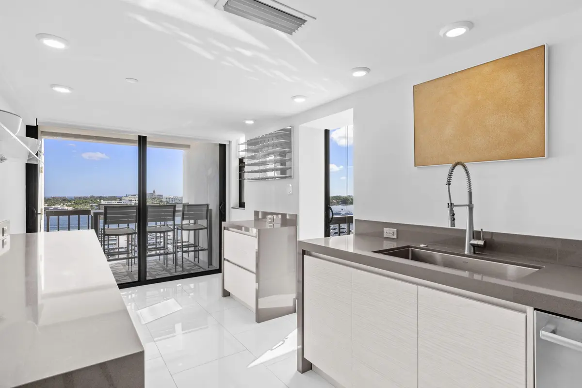 Kitchen at 400 N Flagler Drive 1206, West Palm Beach