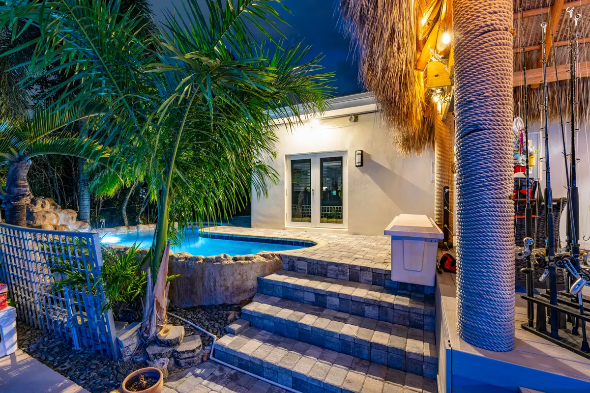 iPixx_02_37 at 851 SE 5th Avenue, Pompano Beach