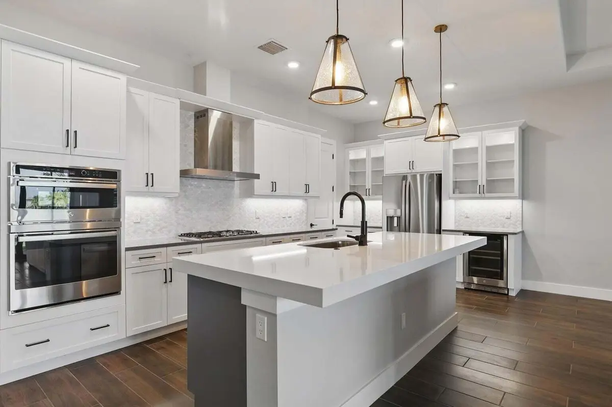 20250413211457999820000000-o at 5366 Santa Rosa Lane, Westlake
