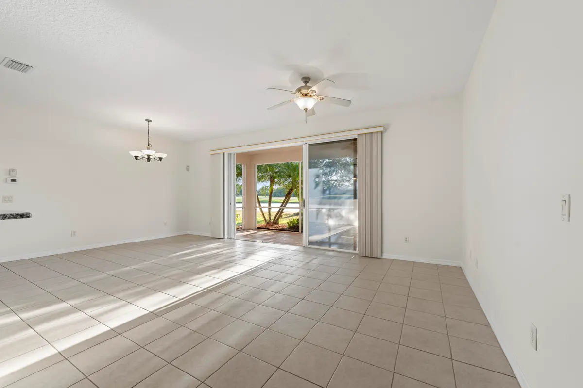 DSC09126 at 558 Waverly Circle, Port St. Lucie