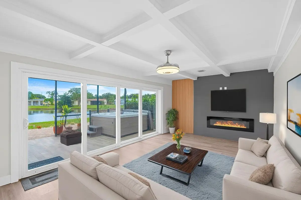 Florida Room virtually staged at 14624 Country Side Lane, Delray Beach