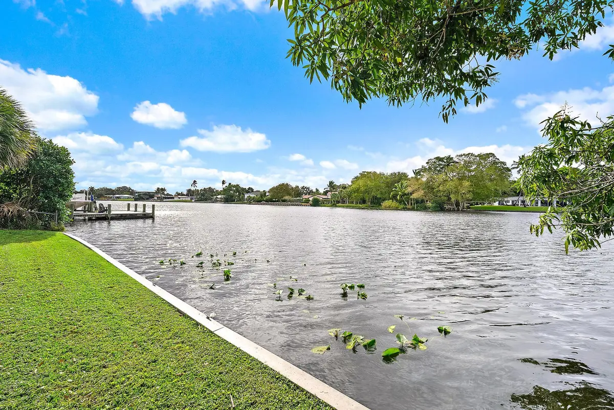 7523 Pine Tree Ln-38 at 7523 Pine Tree Lane, Lake Clarke Shores