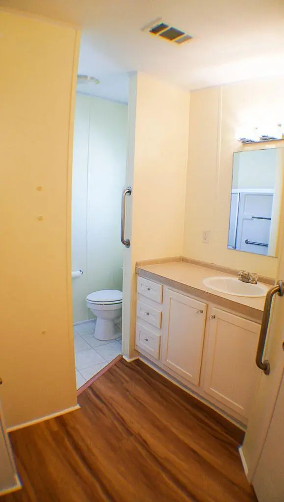 Master Bath at 7030 SE Ridgeway Terrace, Hobe Sound