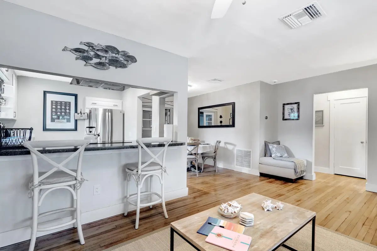 _WAL5521 at 6410 S Olive Avenue, West Palm Beach