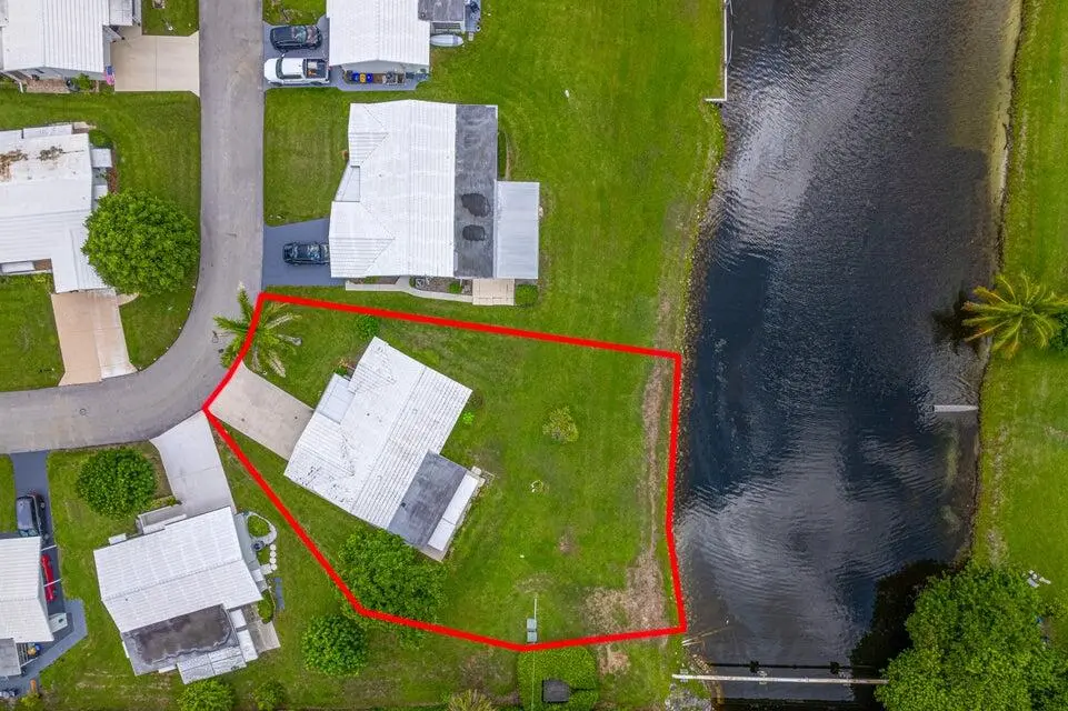 135 NW 14th Street, Boynton Beach, FL – photo 2