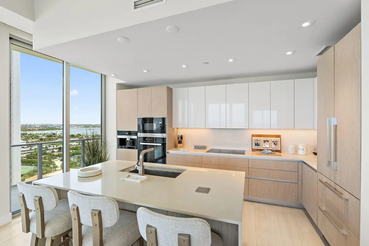 0c at 3100 N Ocean Drive H1804, Singer Island
