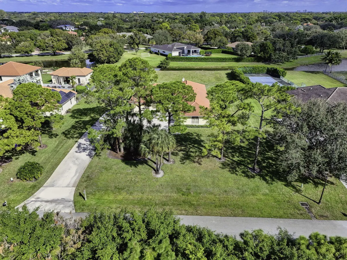 Exterior Front at 5649 Sea Biscuit Road, Palm Beach Gardens