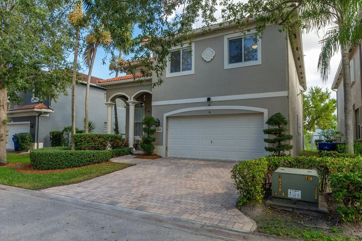Front of House at 1004 Center Stone Lane, Riviera Beach