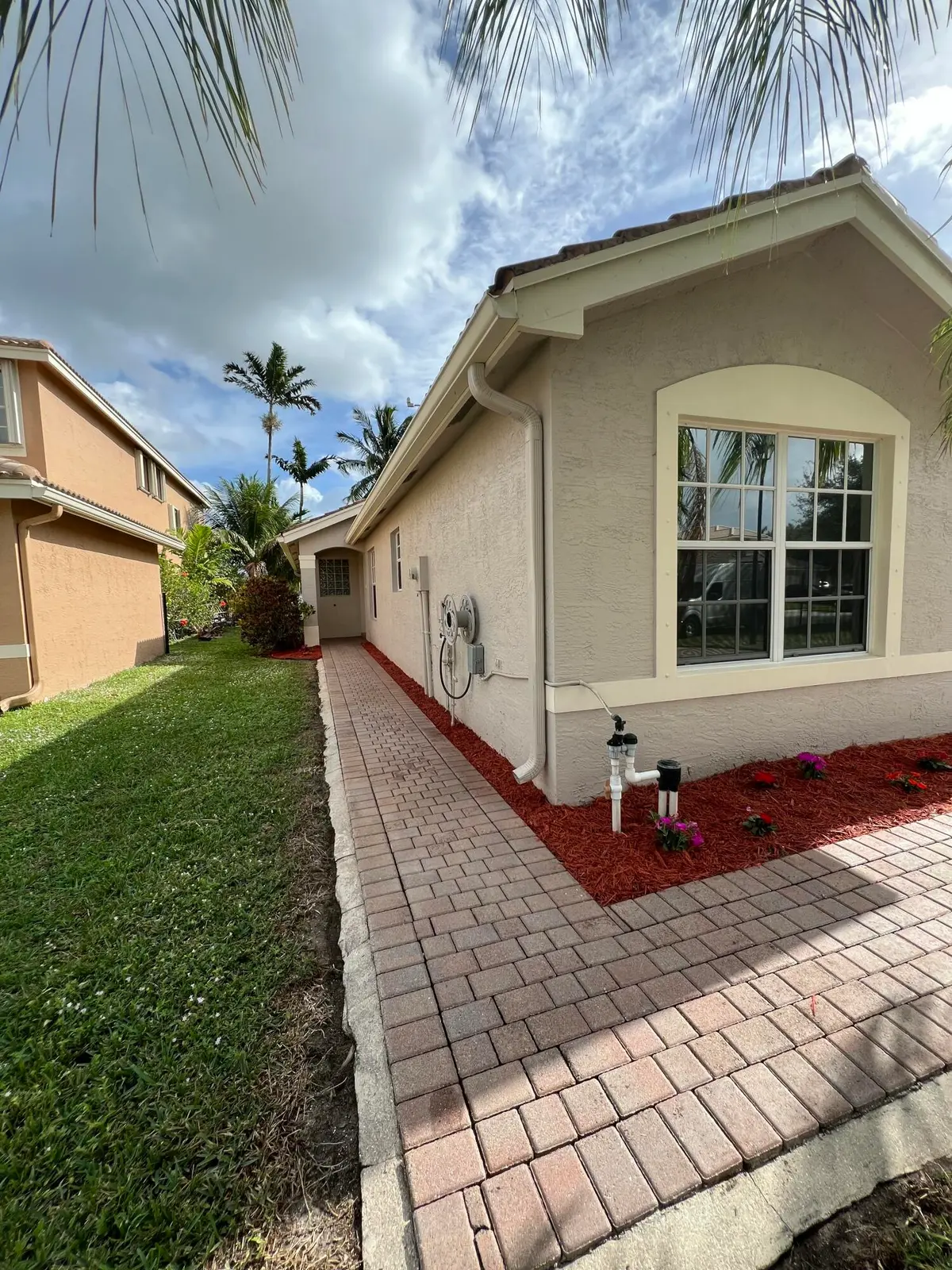 B392AD20-18AC-4EA0-87FF-7853803B1B1A at 5308 Moon Shadow Lane, Greenacres