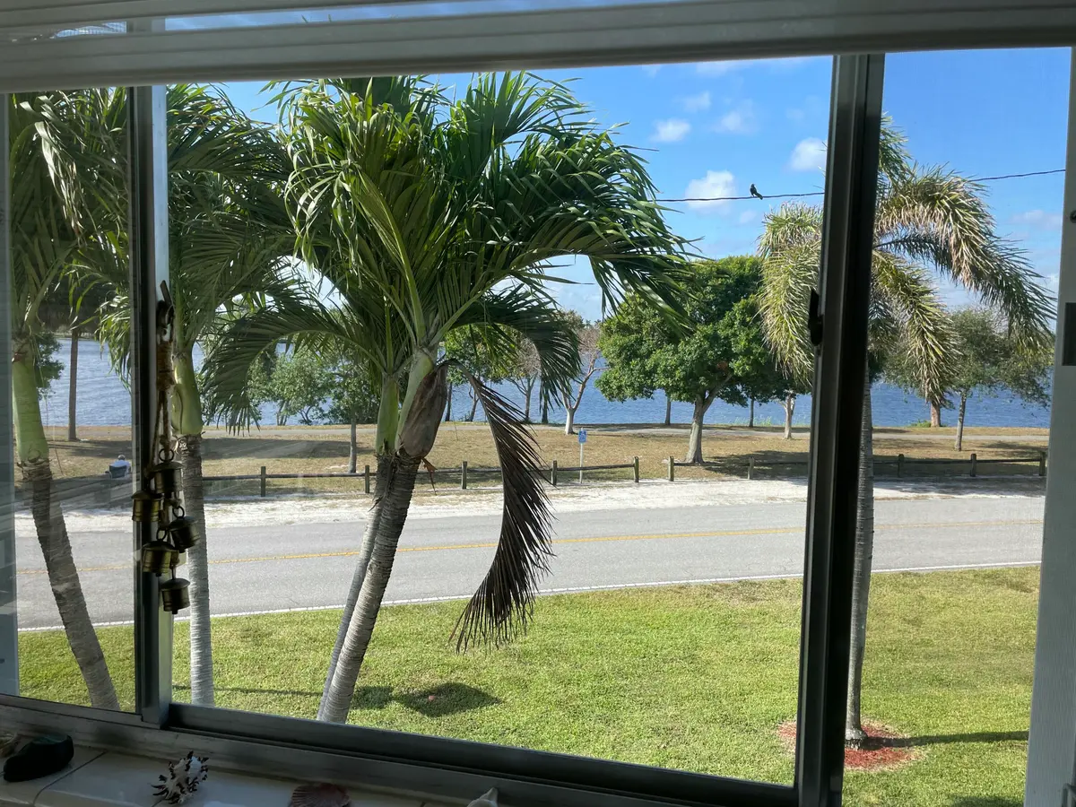 View at 3160 Lake Osborne Drive 201, Lake Worth Beach
