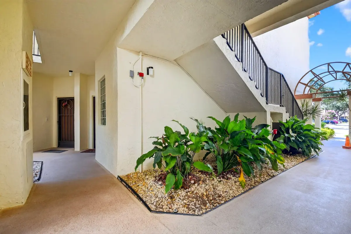 Entry at 5099 Splendido Court G, Boynton Beach