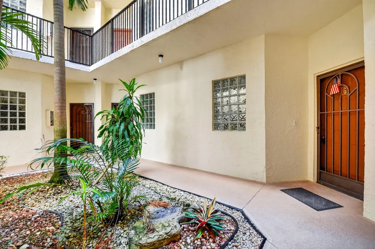 Entry at 5099 Splendido Court G, Boynton Beach