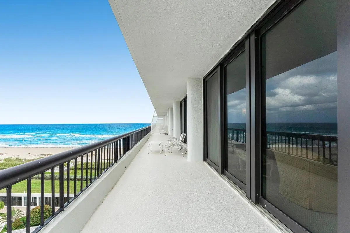 037-2660SouthOceanBoulevard-703S-PalmBea at 2660 S Ocean Boulevard 703s, Palm Beach