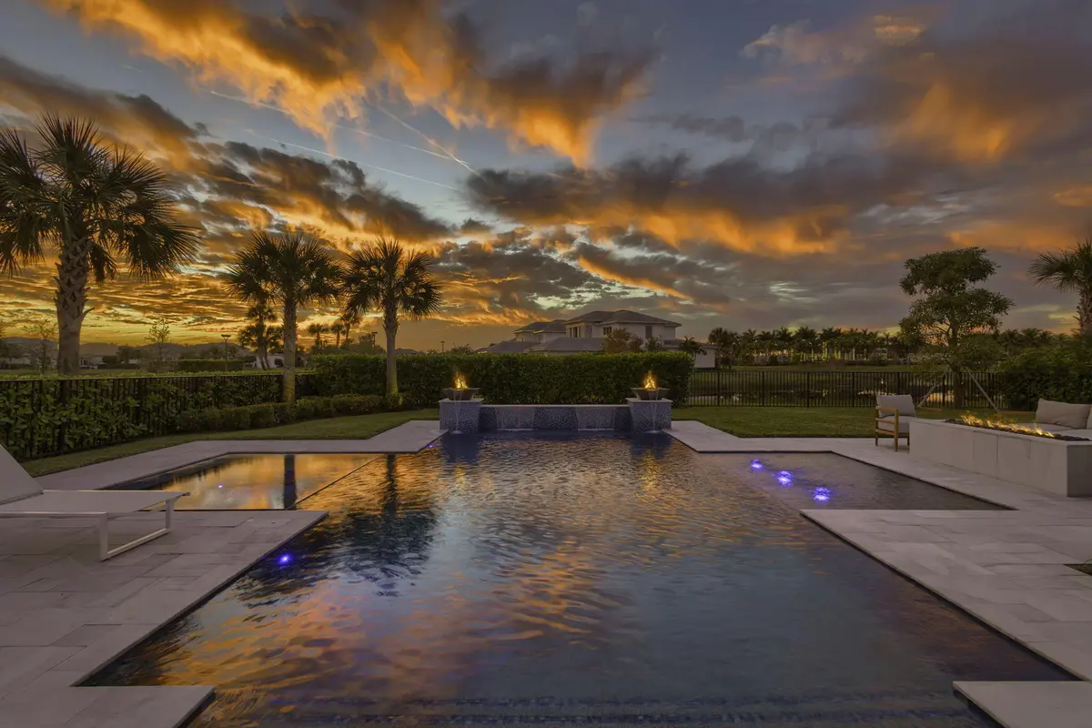 Stunning Sunsets at 9261 Coral Isles Circle, Palm Beach Gardens