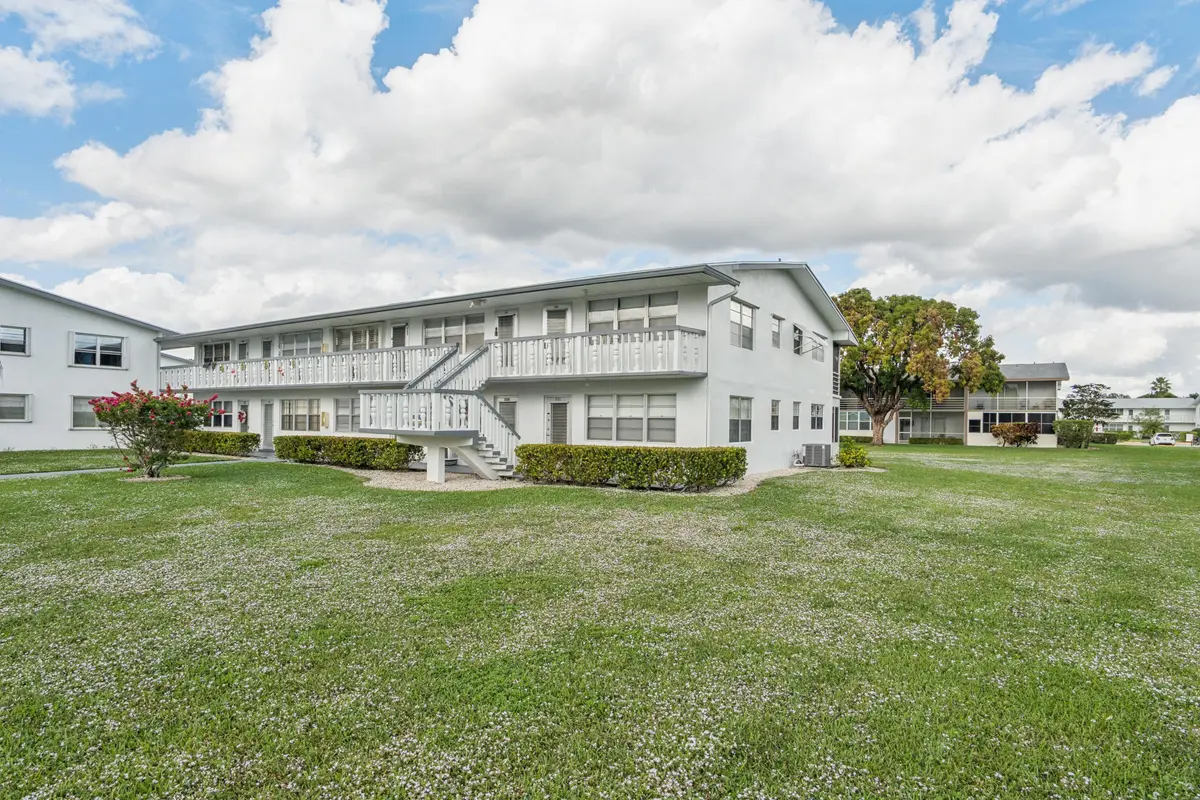 Front at 244 Camden J, West Palm Beach