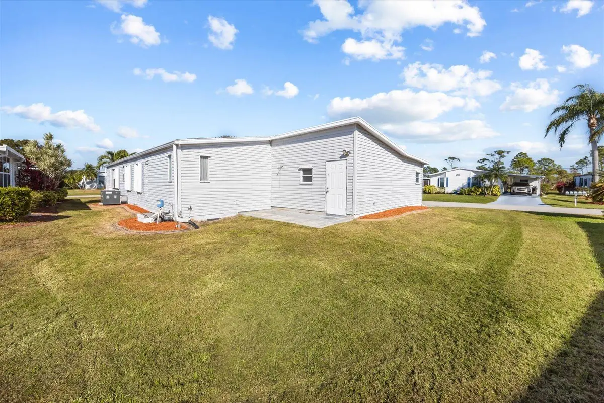 28-hon in-28 at 3801 Honeysuckle Court, Port St. Lucie