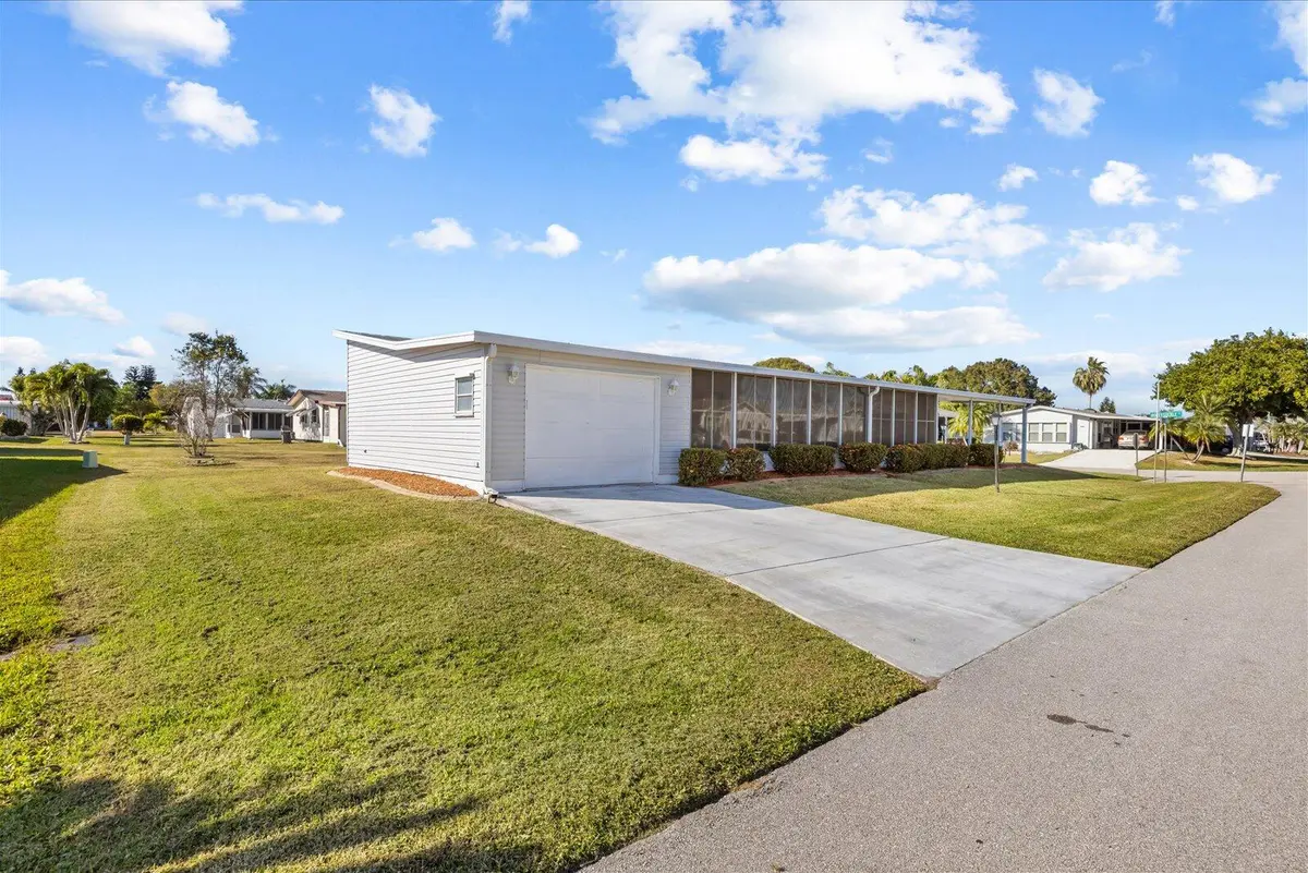 29-hon in-29 at 3801 Honeysuckle Court, Port St. Lucie