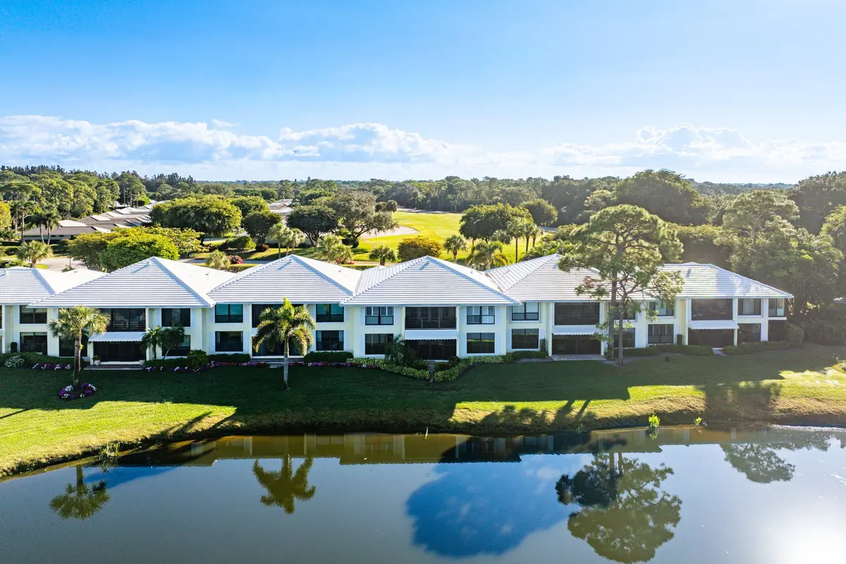 Aerial view at 3587 Quail Ridge Drive Bobwhite A, Boynton Beach