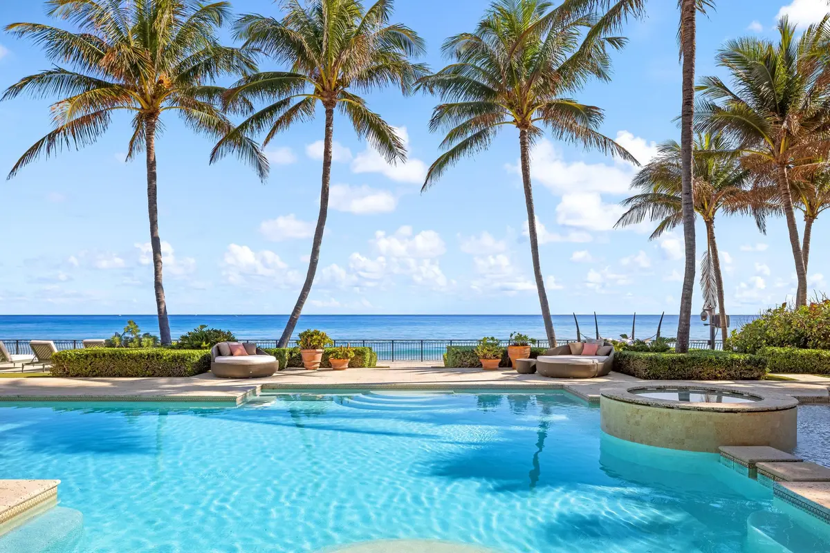 Pool 8 at 820 S Ocean Boulevard, Manalapan