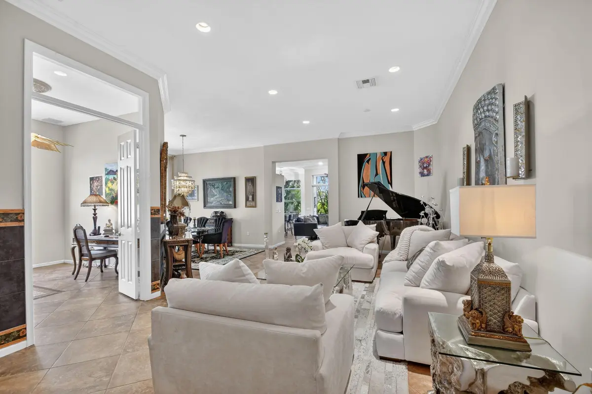 11 Ft Open Living Room Area at 9842 Via Elegante, Wellington