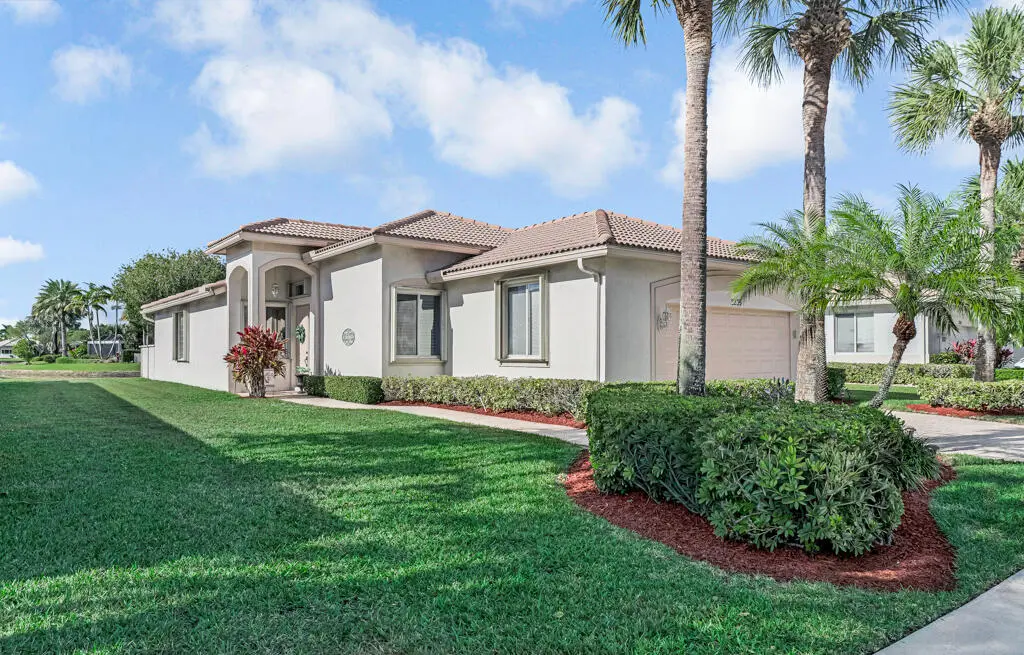 2235 Sapphire Circle, West Palm Beach, FL – photo 4