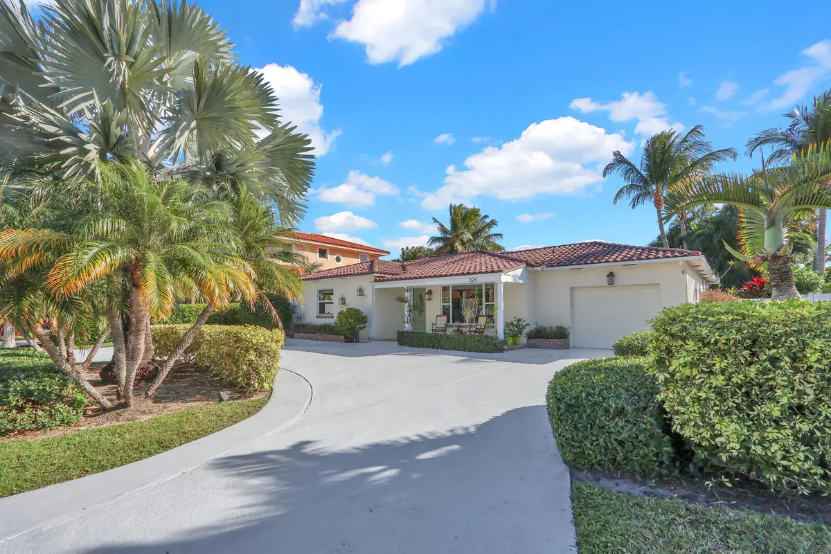04_Image_4_mls at 324 Blossom Lane, Palm Beach Shores