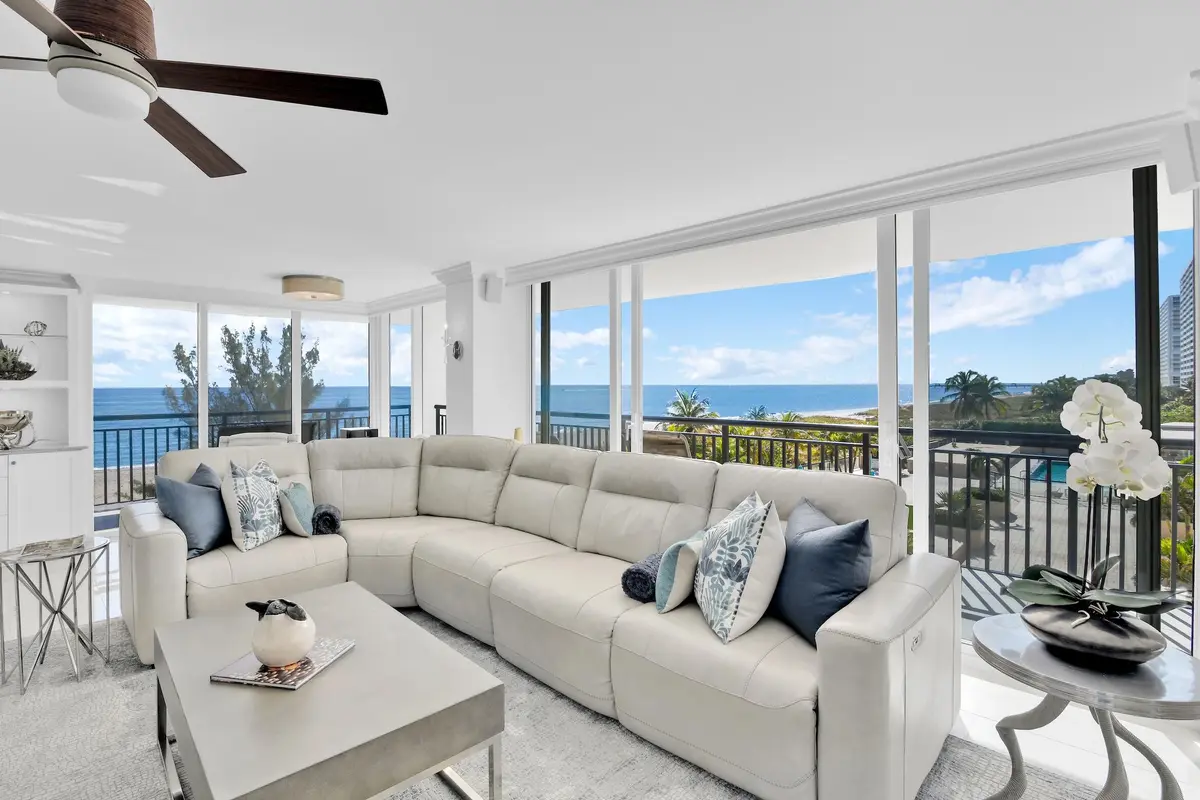 WHITEHALL, 2000 S Ocean Blvd 3K, Boca Ra at 2000 S Ocean Boulevard 3-K, Boca Raton