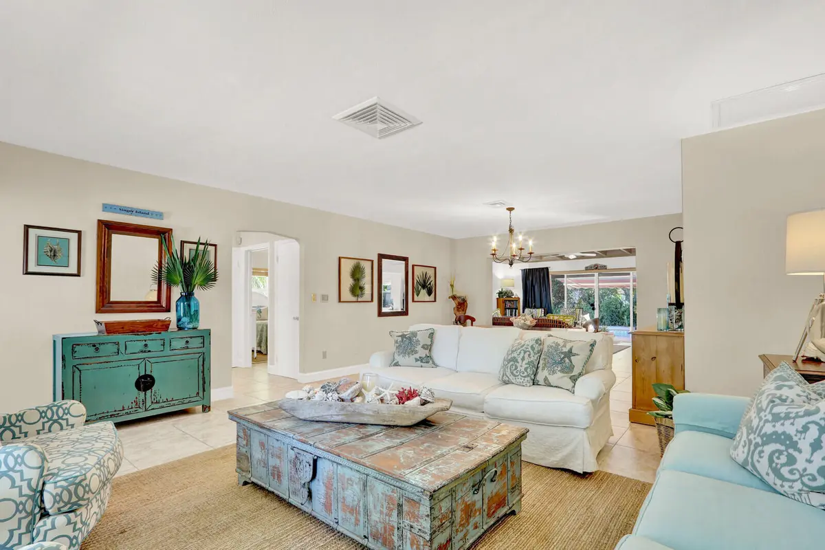 09_Image_9_mls at 324 Blossom Lane, Palm Beach Shores