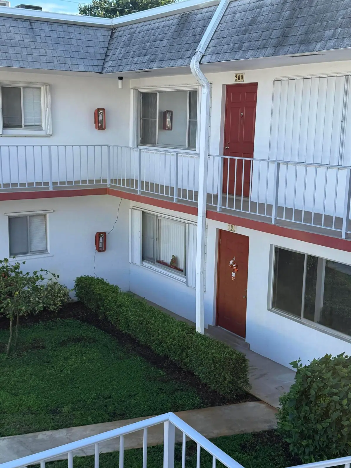 FrtDoor@ndFloor at 2960 Lake Osborne Drive 209, Lake Worth Beach