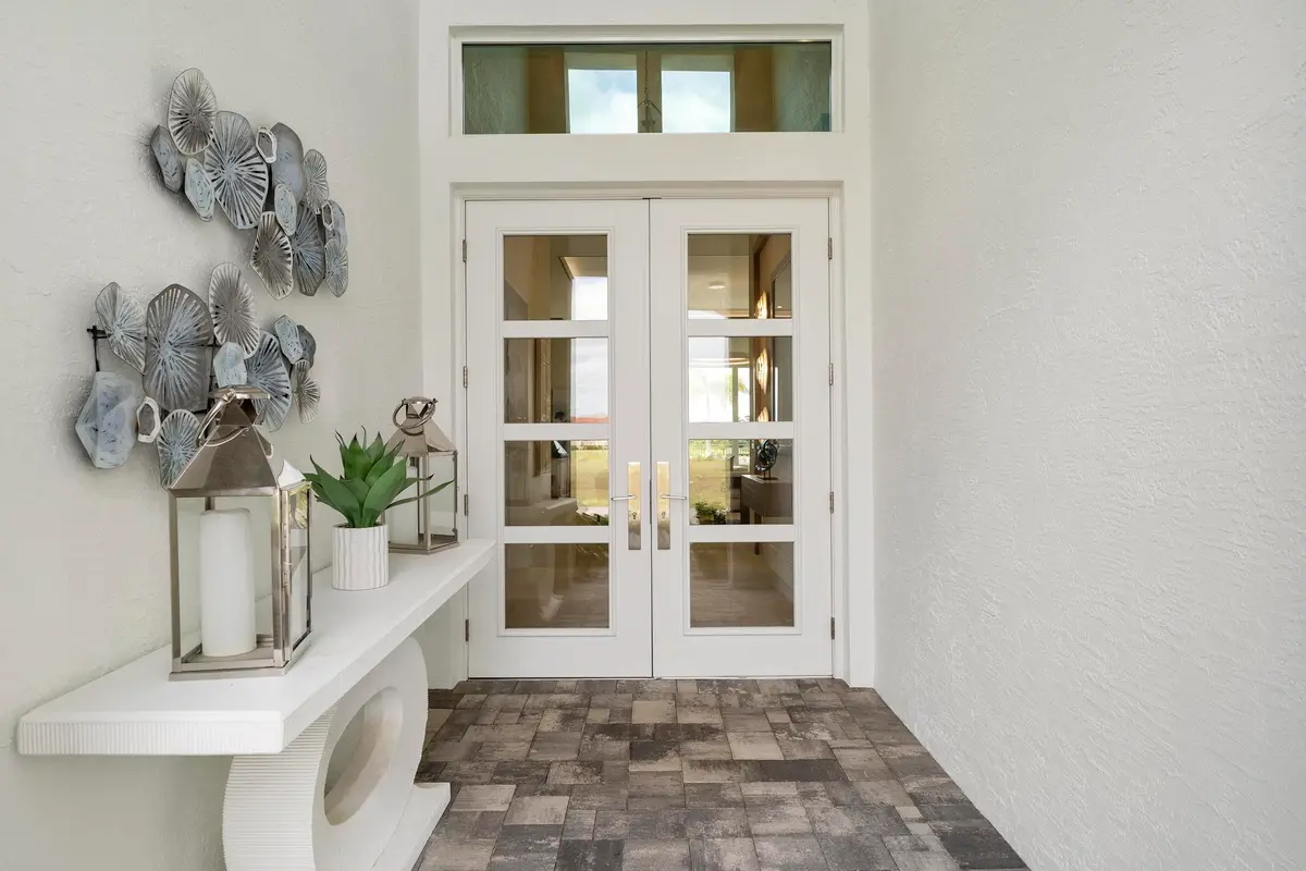 Entrance at 106 SE Via San Marino, Port St. Lucie