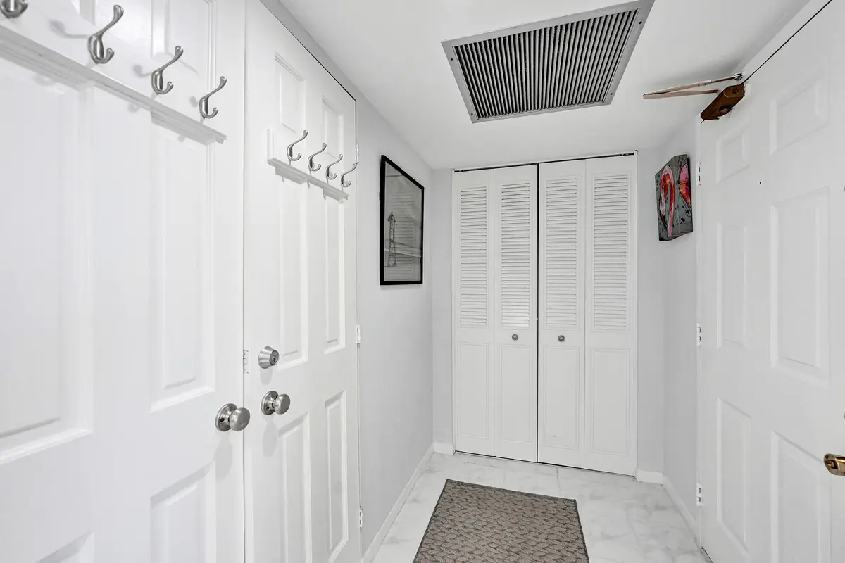 RJP08845 at 5600 N Flagler Drive 805, West Palm Beach