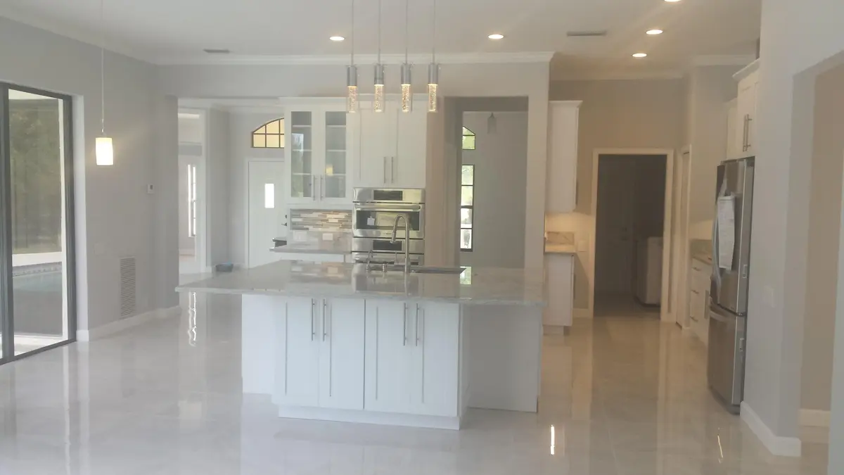 kitchen at 8709 Man O War Road, Palm Beach Gardens