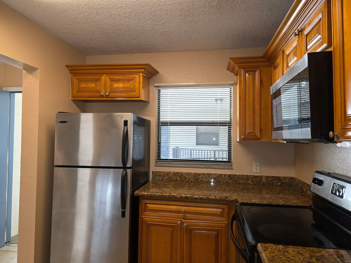 KITCHEN 3 at 1542 Lake Crystal Drive H, West Palm Beach
