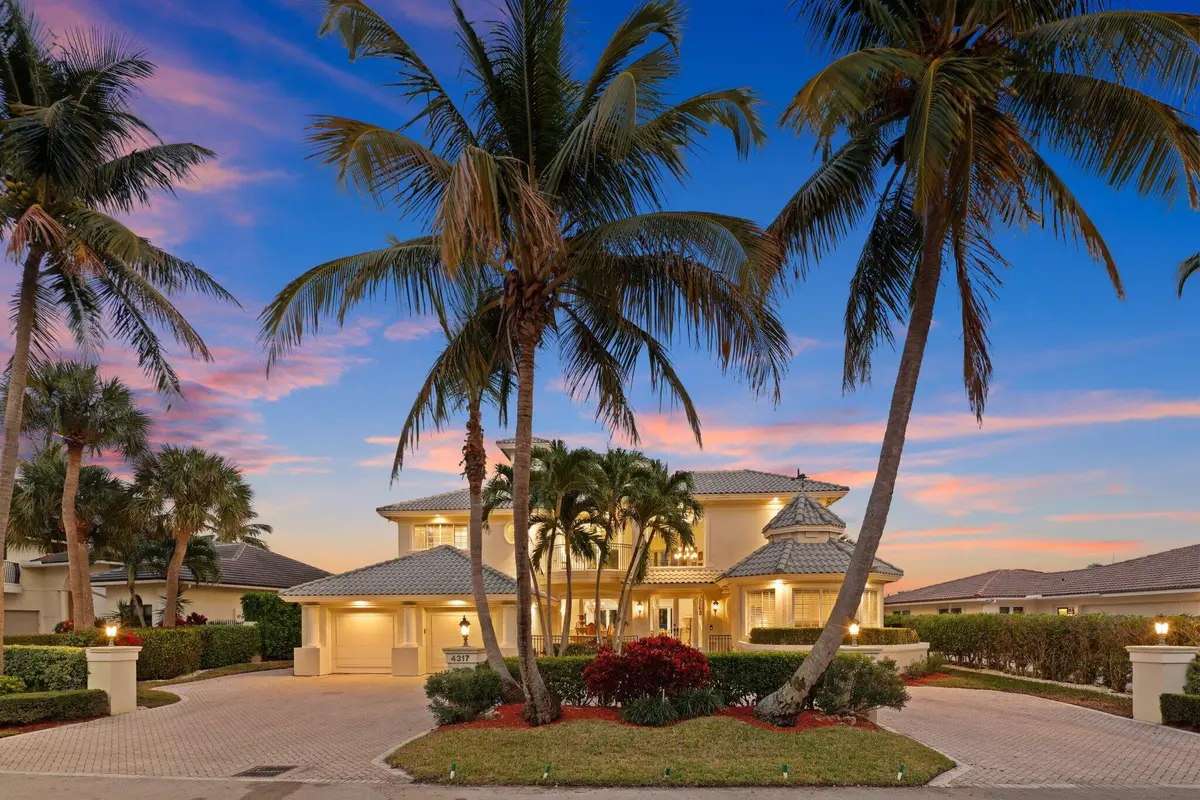 4317 Intracoastal Drive - 137.jpg-SMALL at 4317 Intracoastal Drive, Highland Beach
