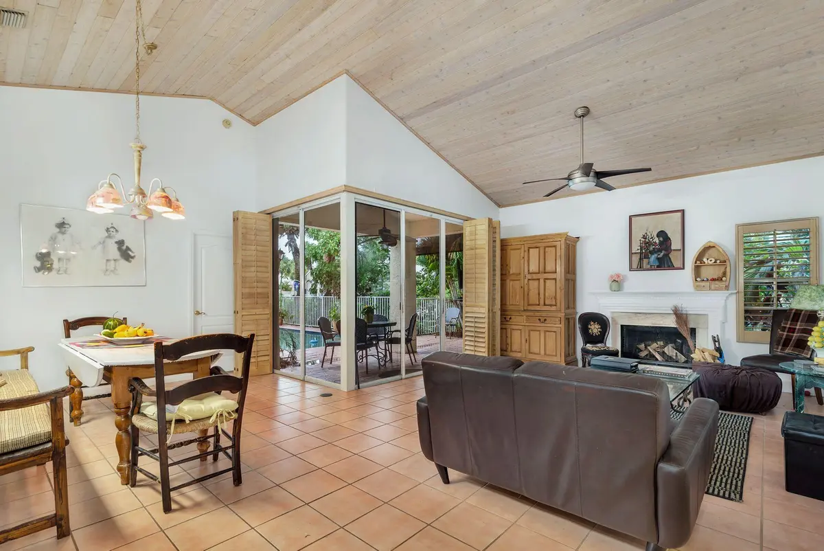 9358 Heathridge Drive, West Palm Beach, FL – photo 2