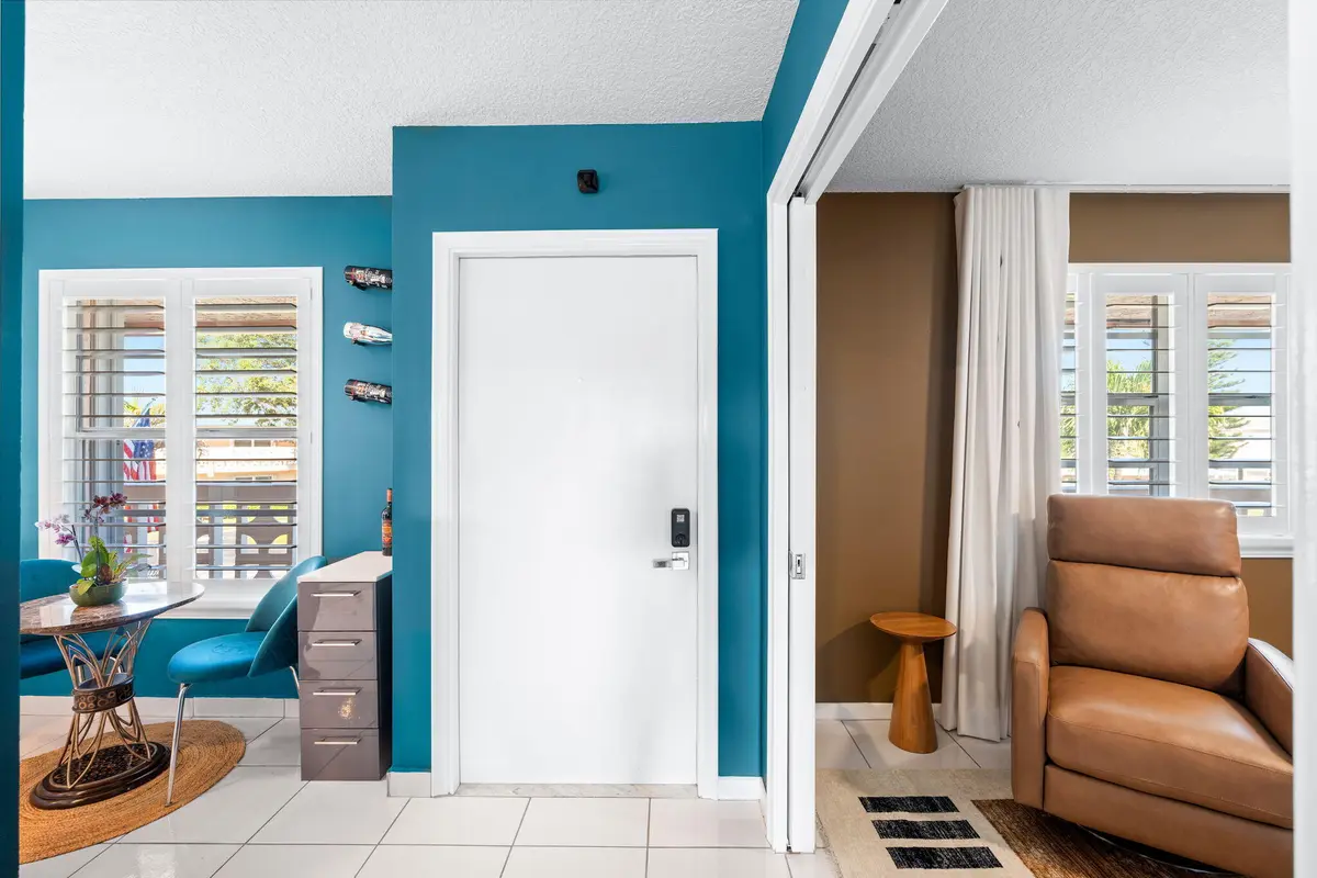 3-web-or-mls-A7403042 at 1540 NW 18th Avenue 203, Delray Beach