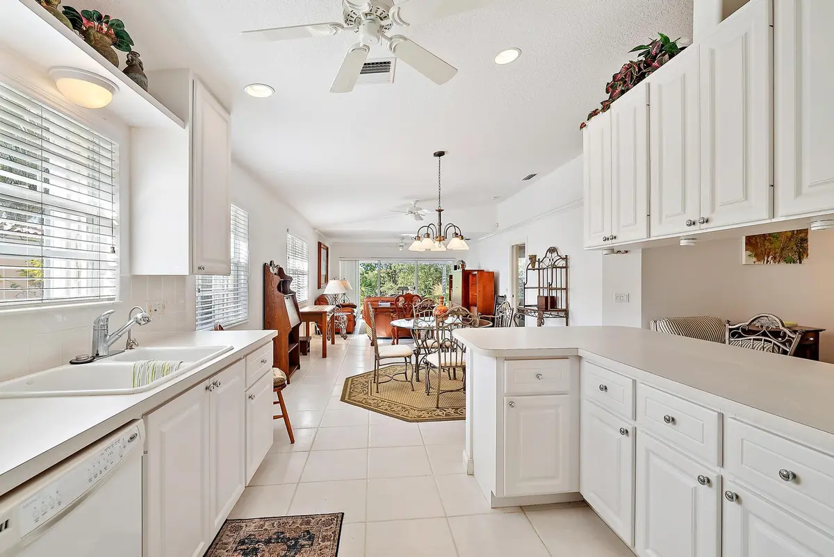 3546 SE Glacier Terrace-9 at 3546 SE Glacier Terrace, Hobe Sound